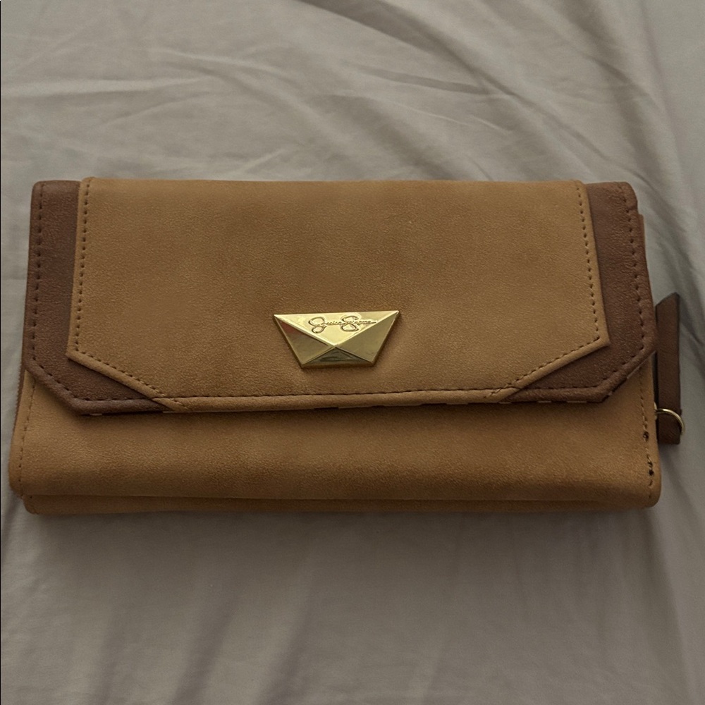 Jessica Simpson Wallet Perfect For Fall